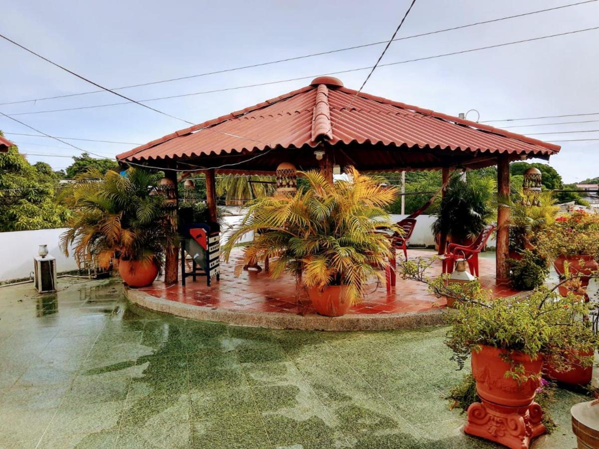 Hostal Solsticio Guajiro Ríohacha Buitenkant foto