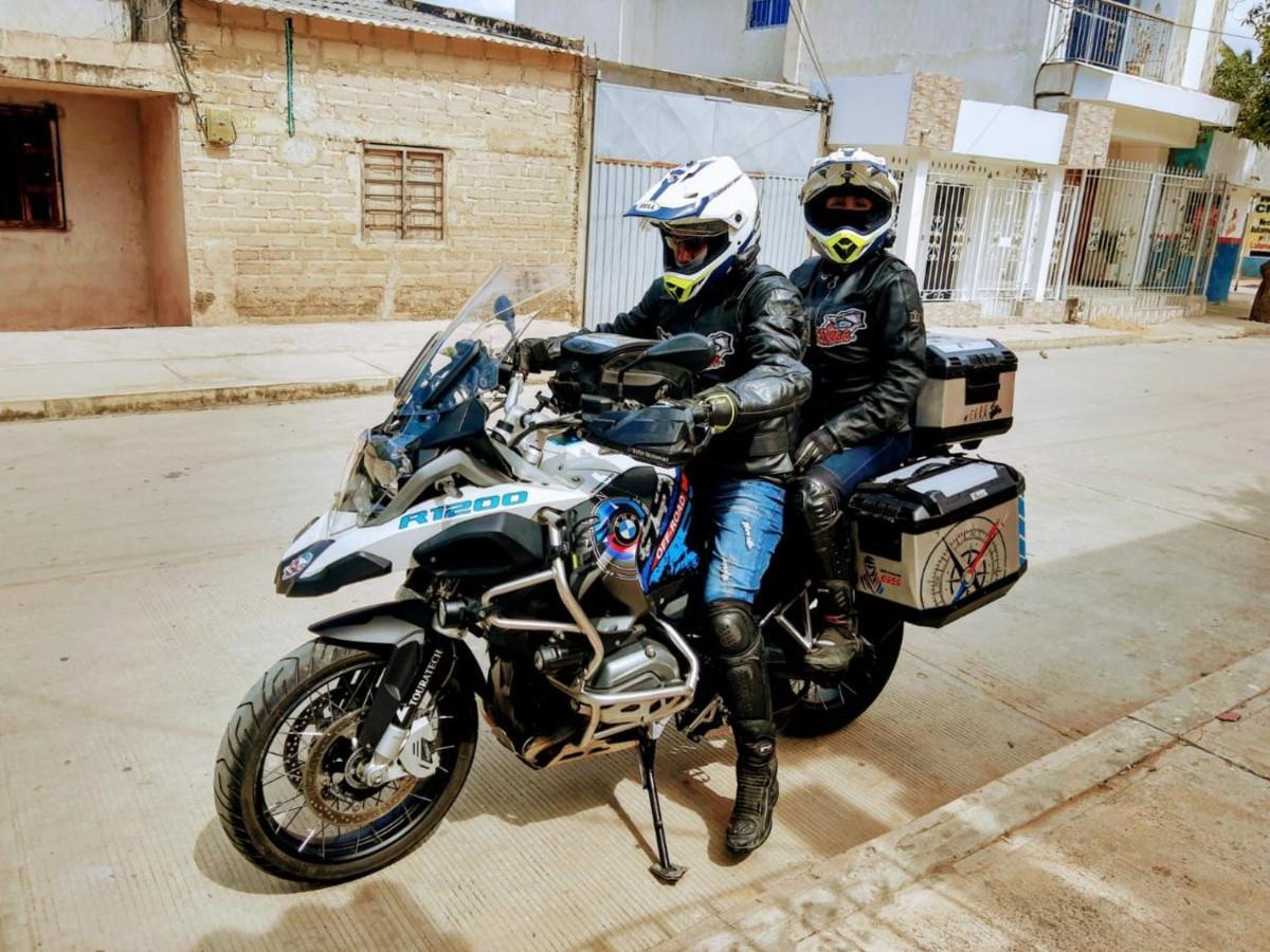 Hostal Solsticio Guajiro Ríohacha Buitenkant foto
